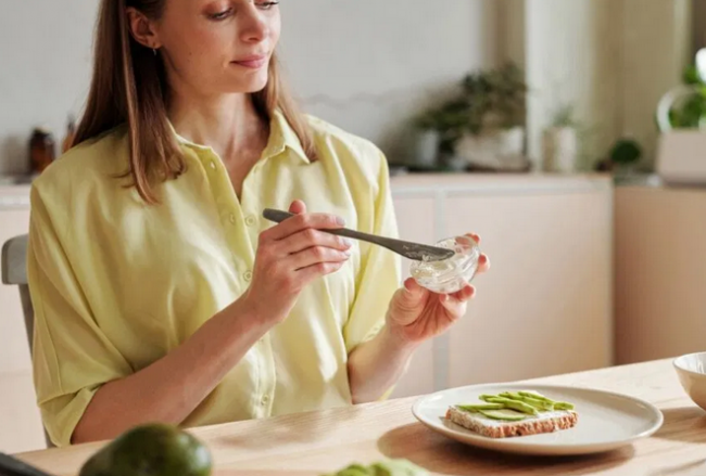 Развенчаны популярные мифы о похудении по часам