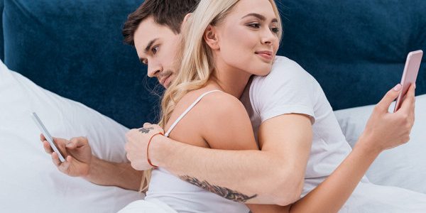 Сексолог раскрыла три главных признака измены