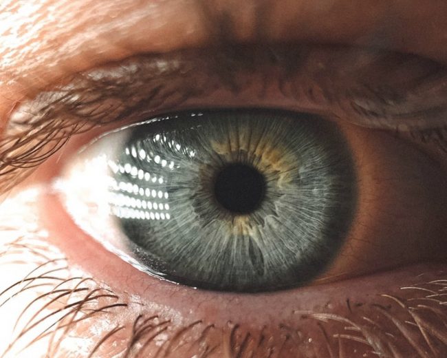 Диагностировать болезни можно с помощью линз