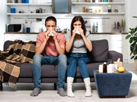 Медики сомневаются в адекватности двухнедельного карантина при COVID-19