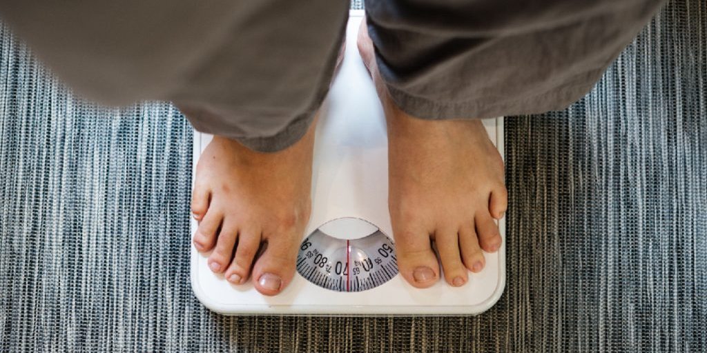 Ожирение связали с низким уровнем антител против коронавиурса