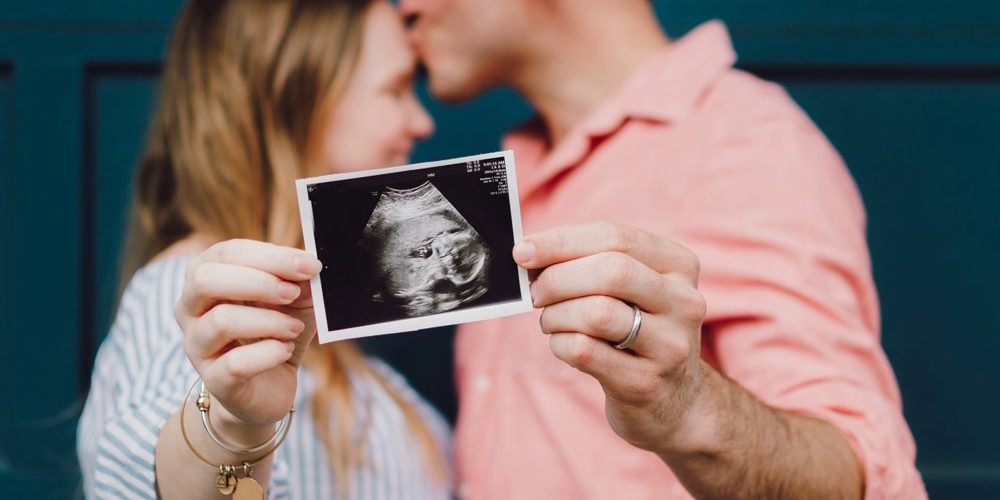 Избыточный вес матери делает сыновей бесплодными