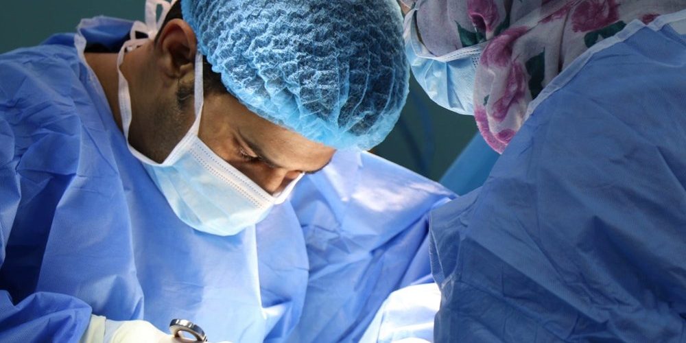 Серьезная операция ускоряет развитие болезни Альцгеймера