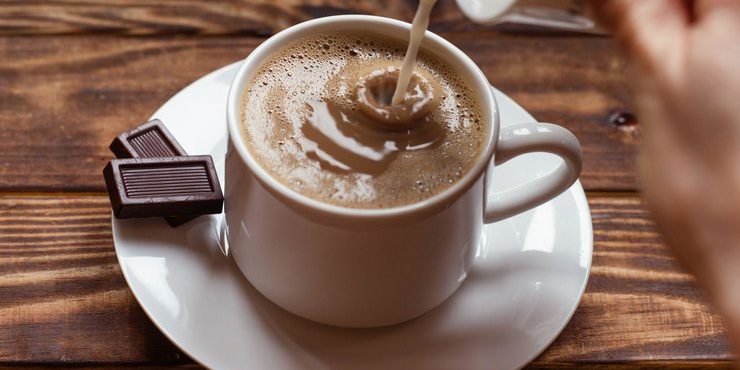 Пять напитков, которые стимулируют работу мозга