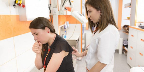 Врач назвал признак предракового состояния легких