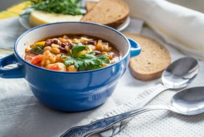 Что будет, если ежедневно есть фасоль? Объяснила диетолог Макиша