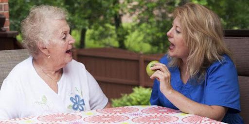 Как восстановить речь после инсульта