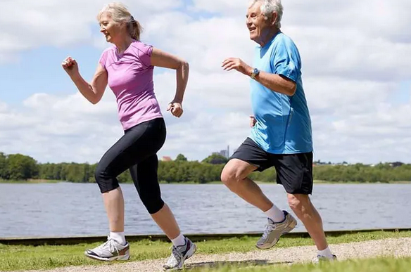 Медики нашли связь между физическими упражнениями и риском деменции