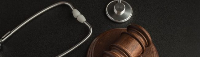Нацмедпалата призвала остановить судебные преследования врачей на период пандемии
