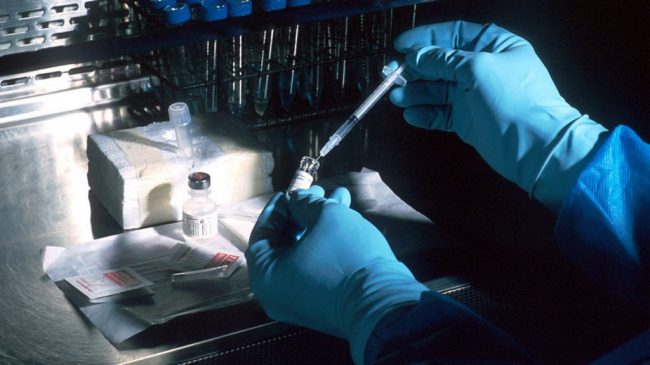 Первую в своем роде вакцину против рака молочной железы испытают на людях