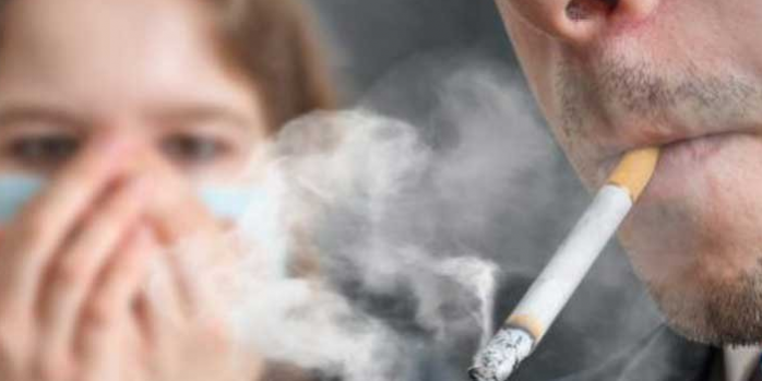 Японские ученые доказали негативное влияние табачного дыма на глаза человека