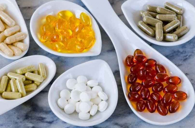 Диетолог назвала БАДы для улучшения работы головного мозга