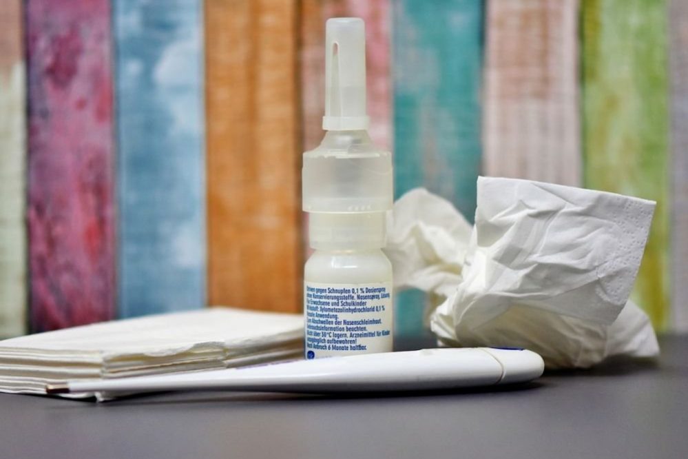 Россиянам скоро подарят назальную вакцину от коронавируса