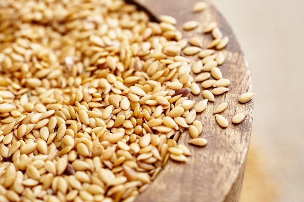 Плюсы и минусы для здоровья от льняных семечек