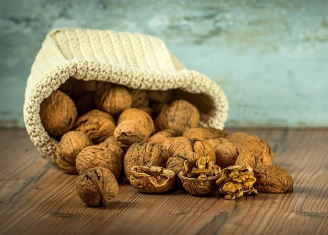 Защита от инсульта: медики говорят о продуктах против налета на артериях