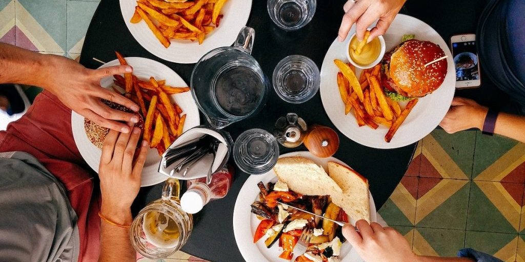 Диетолог рассказала о вреде разгрузочных дней