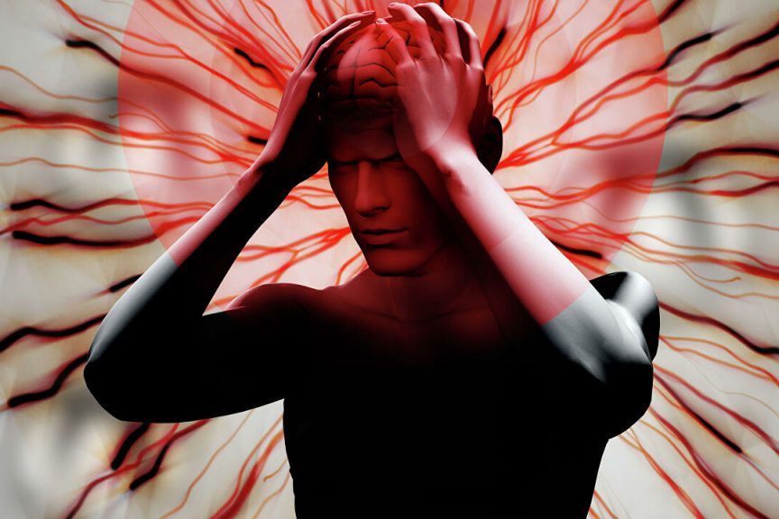 Невролог Евсютина назвала первые признаки повреждения сосудов головного мозга