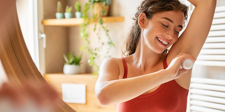 От запаха и пота: 5 советов дерматолога, чем заменить дезодорант