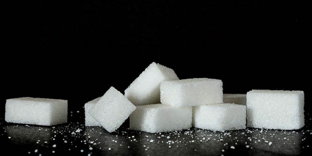 Врач рассказал, может ли вызвать недостаток употребления сахара негативные последствия на организм