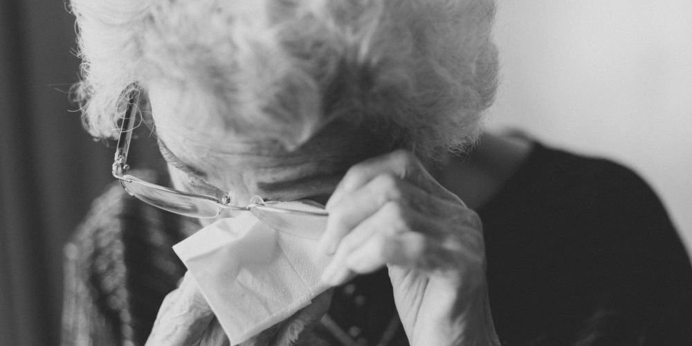 Одиночество действительно приближает деменцию — Медицина 2.0
