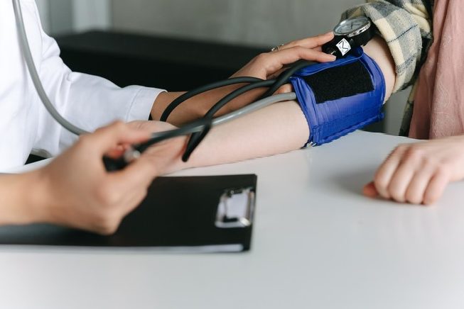 Как измерить давление без тонометра