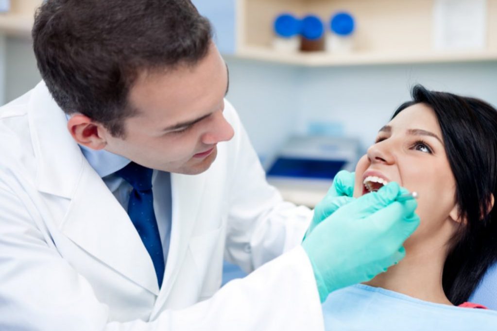 Врачи рассказали, как распознать стоматит