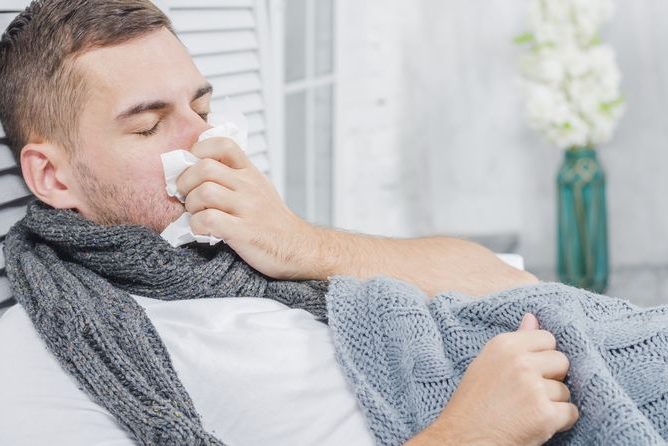 Люди со слабым обонянием чаще болеют пневмонией