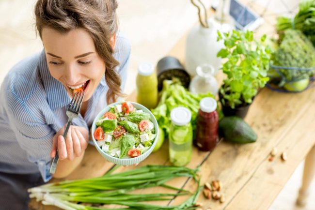 Врач перечислила вредные при больном сердце продукты