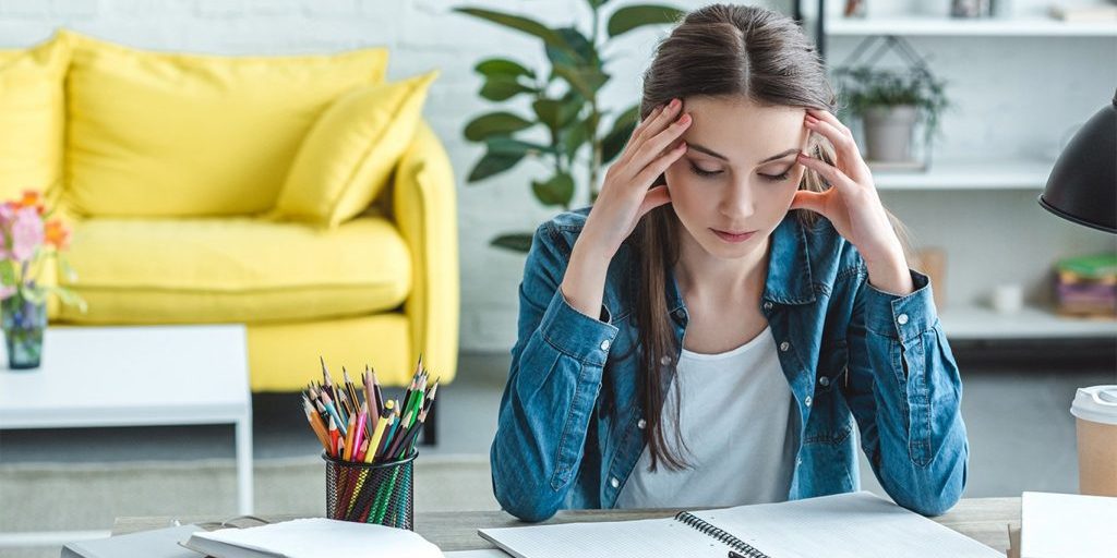 Смена погоды и головная боль: что поможет