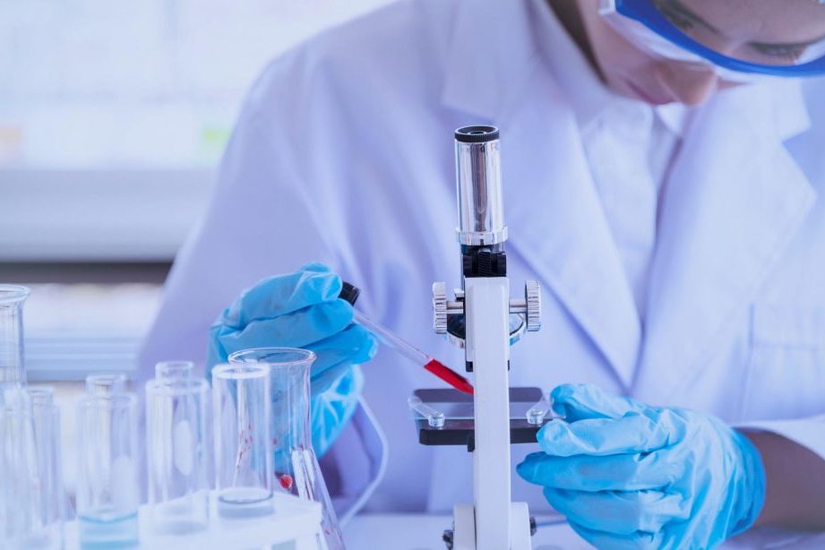 Российские химики нашли связь между кристаллами и лечением болезней Альцгеймера