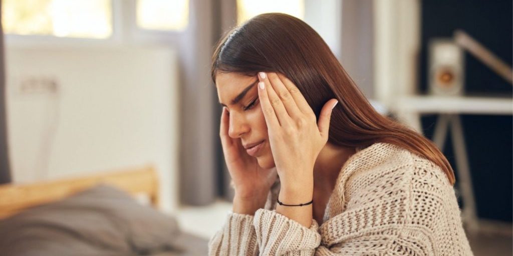 Прижавшись к стеночке: названо упражнение, которое снижает давление без лекарств