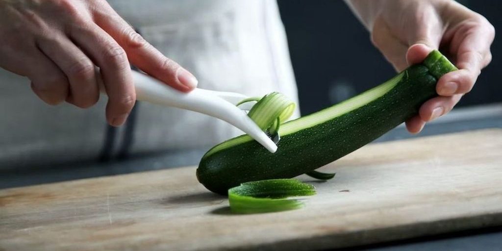 Терапевт Спахов назвал продлевающие жизнь продукты с флавонолами