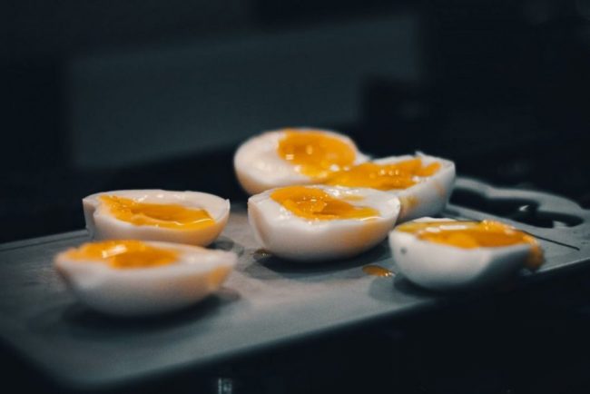 Врач Волкова назвала яйца и творог среди «продуктов в холодильнике»