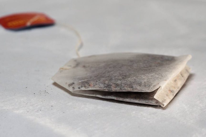 Онколог развеял миф о связи рака и чая в пакетиках