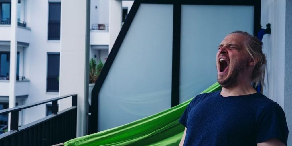 Врач Неврюзина: частая зевота нередко возникает на фоне эпилепсии и