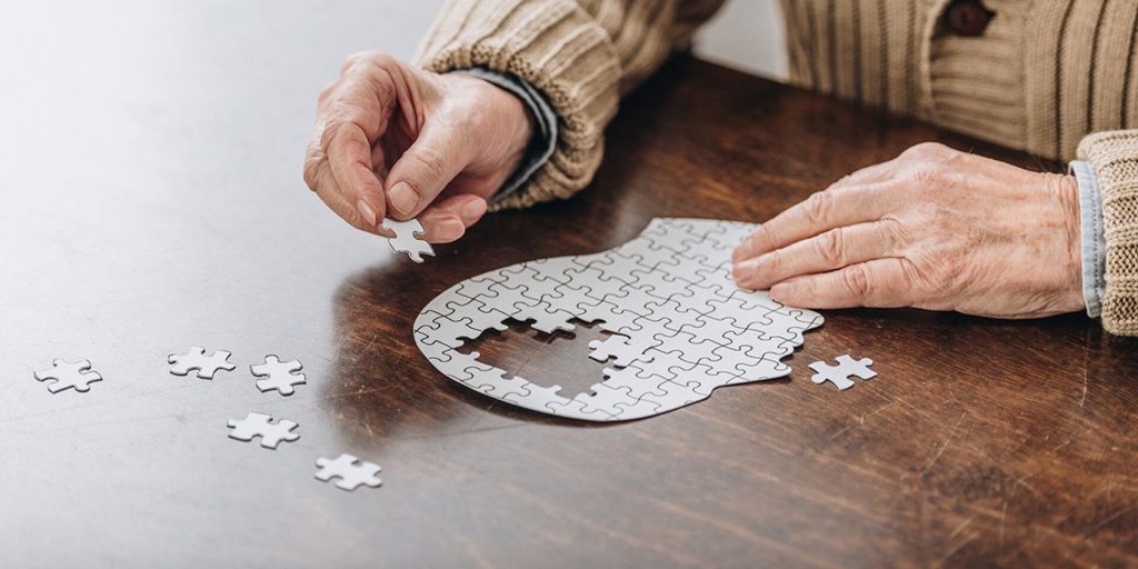 Исследование: установлены показатели давления, которые снижают риск деменции