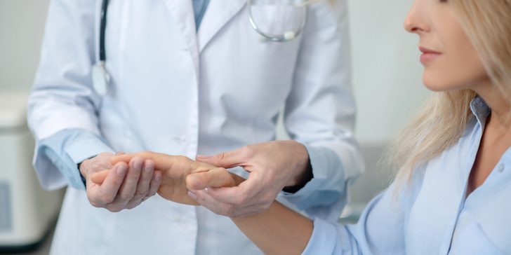 Это не шутки! Врач Платонова рассказала, при какой аритмии может