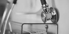 Daily Mail: шелушение ушей может говорить об экземе или псориазе