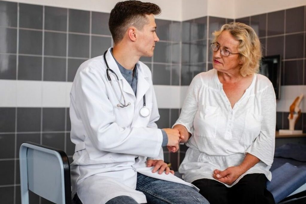 «Может развиться в результате вирусных инфекций»: врач Мясников назвал неожиданную