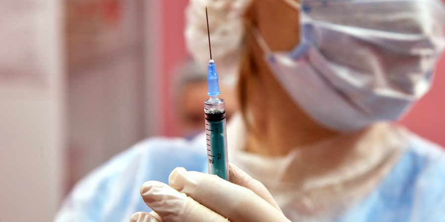 В России стартуют клинические испытания вакцины от рака — кто