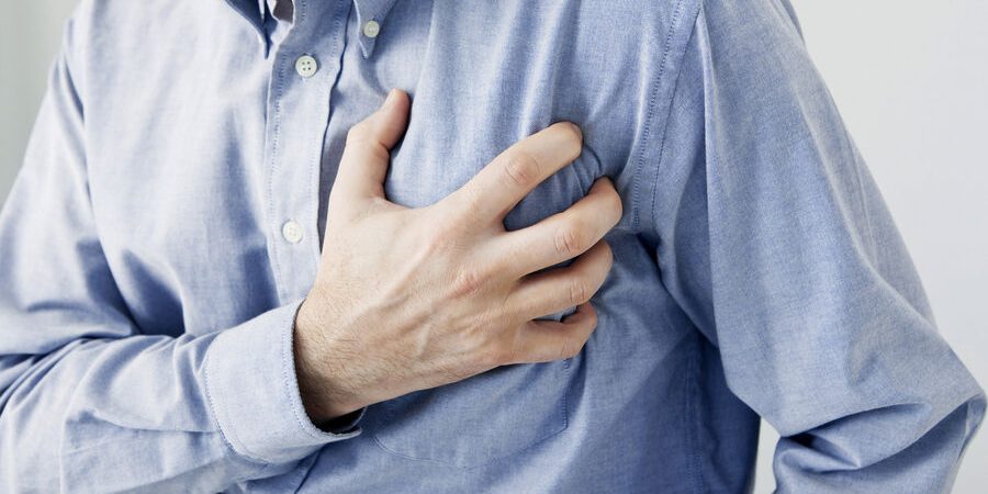 Россиян предупредили о риске инфаркта из-за скачков температуры