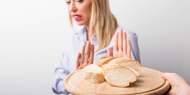 Отказавшаяся от хлеба женщина назвала первый сигнал рака, который пропустила