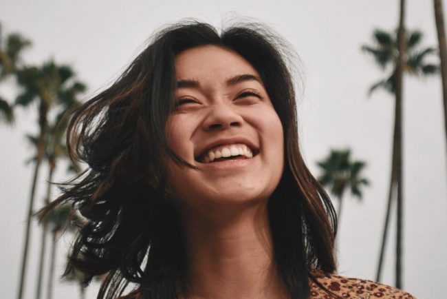 JPP: улыбка снижает частоту сердечных сокращений и улучшает эмоциональный фон