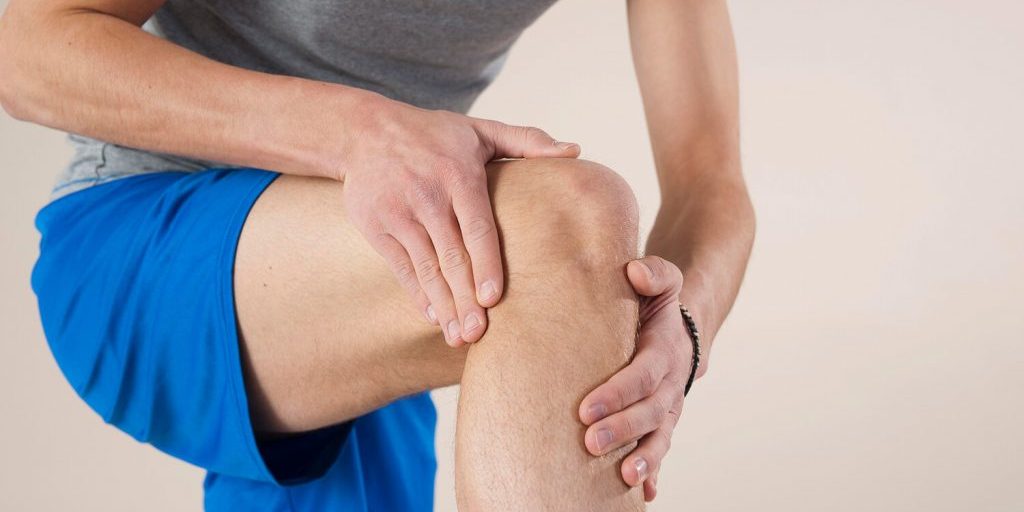 PLOS One: наколенники и гимнастика в воде лечат артрит колена