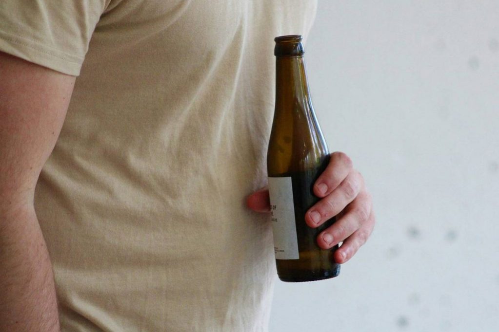 Россиянам рассказали о последствиях употребления бутылки пива в день