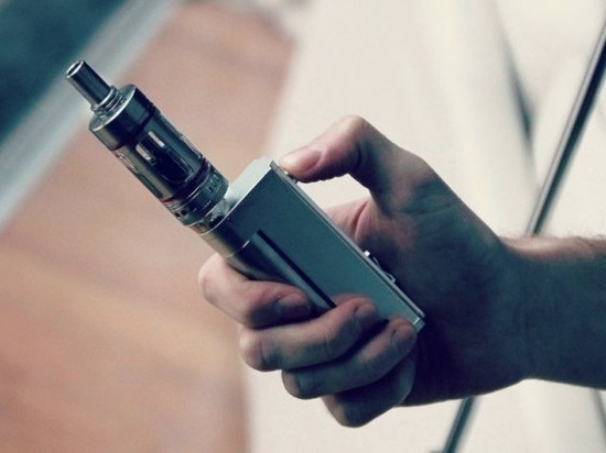 Вейпы «забивают» лёгкие свинцом за сотню затяжек — учёные из