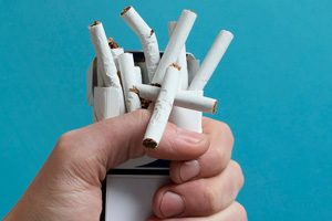 Лечиться от никотиновой зависимости стали чаще