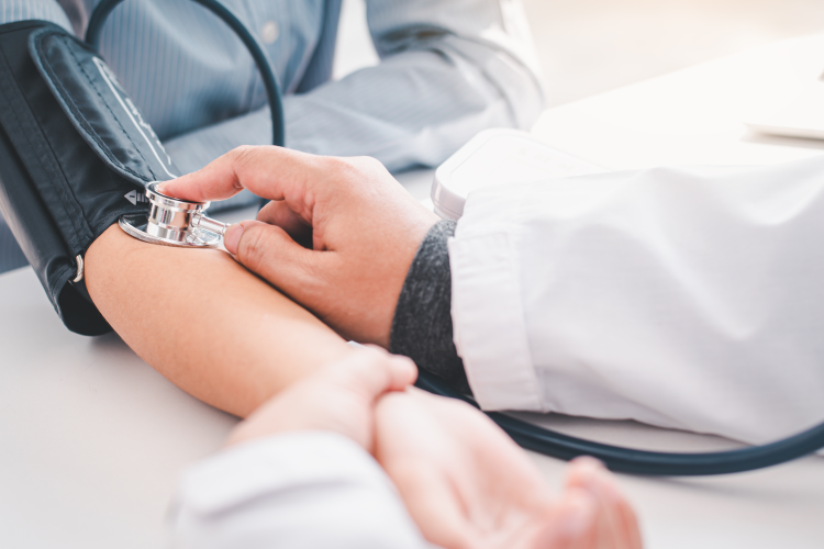 Высокое артериальное давление в детстве повышает риск смерти от ССЗ