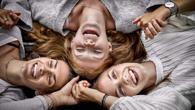 Medical Xpress: Доказано — смех помогает сердцу