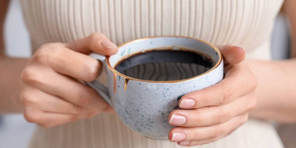 Frontiers: две чашки кофе в день связаны со снижением риска